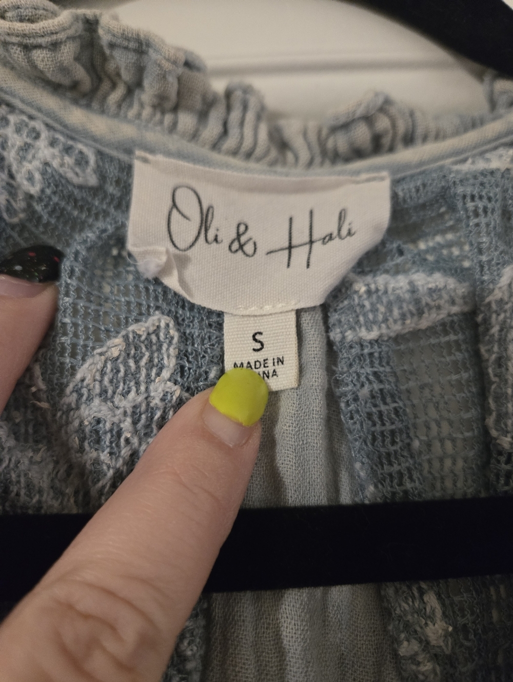 Oli & Hali Pale Blue Lace Oversized Blouse - Picture 2 of 6
